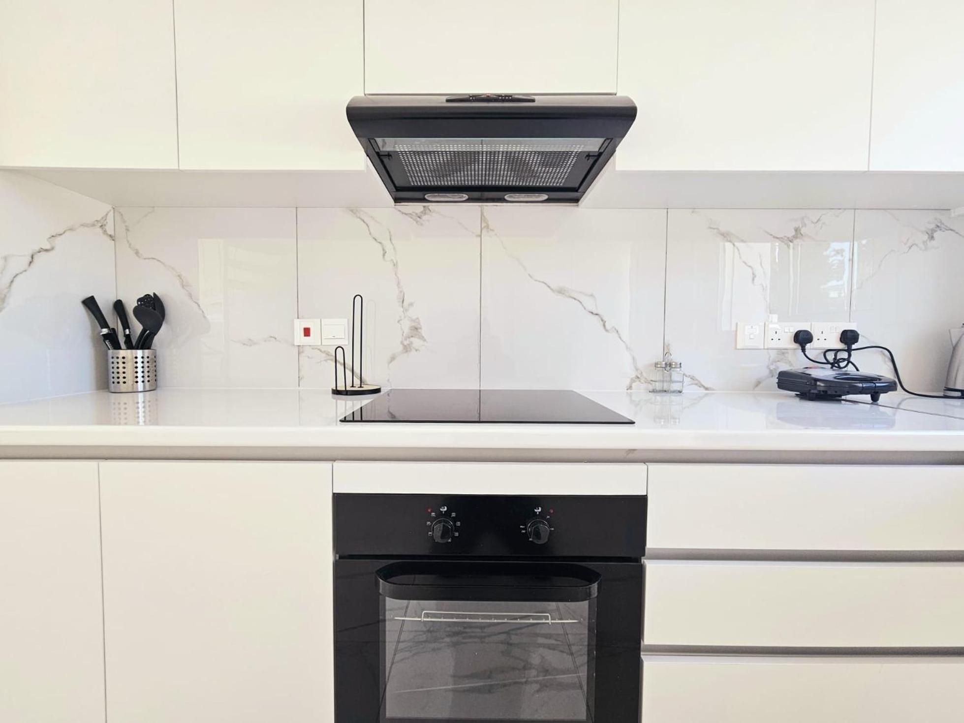 2Bd Garden Apartment Пафос Екстериор снимка